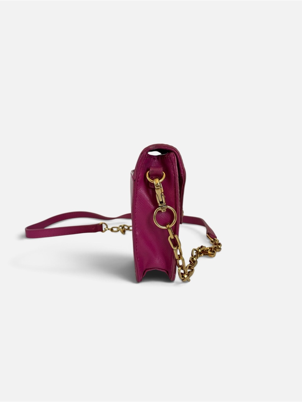 Tory Burch Envelope Crossbody Bag in Magenta with Gold Hardware - Picture 4 of 11